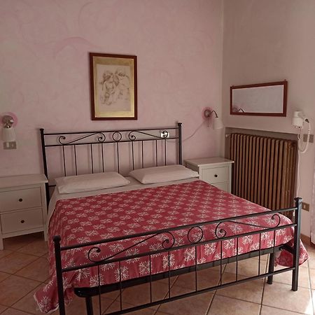 Agriturismo La Quiete Roncofreddo ห้อง รูปภาพ