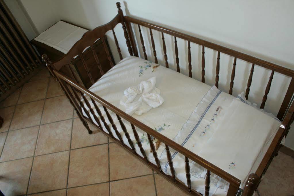 Agriturismo La Quiete Roncofreddo ภายนอก รูปภาพ
