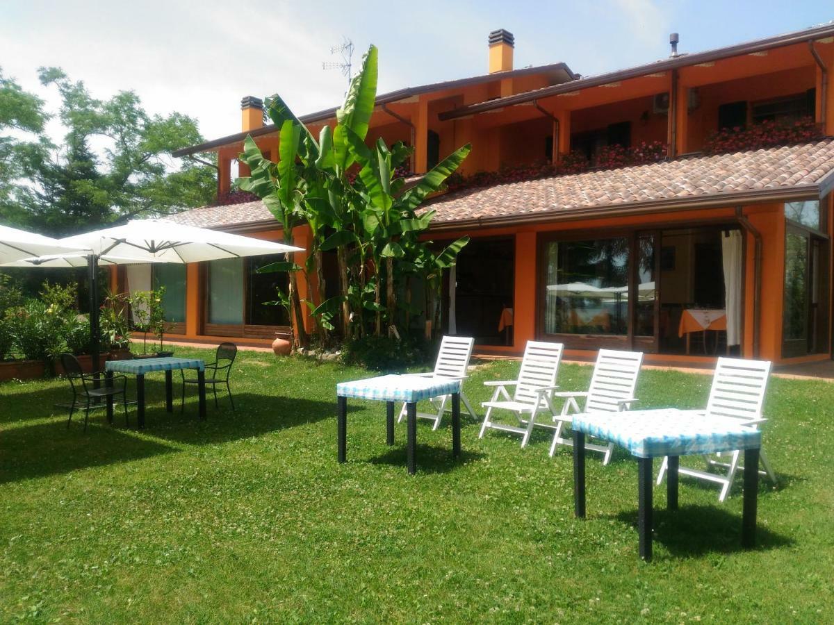 Agriturismo La Quiete Roncofreddo ภายนอก รูปภาพ