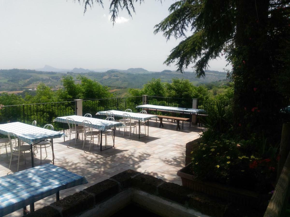 Agriturismo La Quiete Roncofreddo ภายนอก รูปภาพ