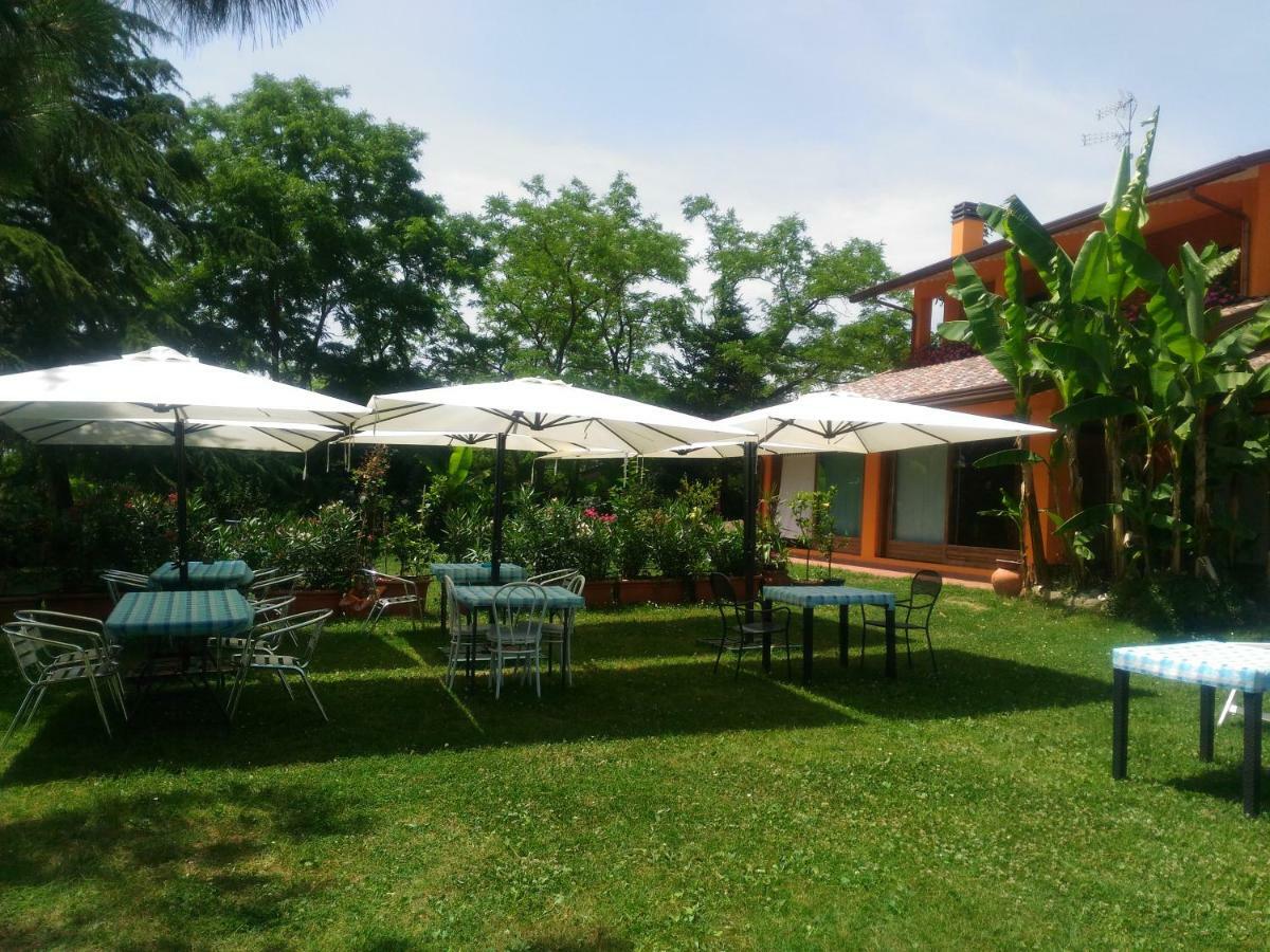 Agriturismo La Quiete Roncofreddo ภายนอก รูปภาพ