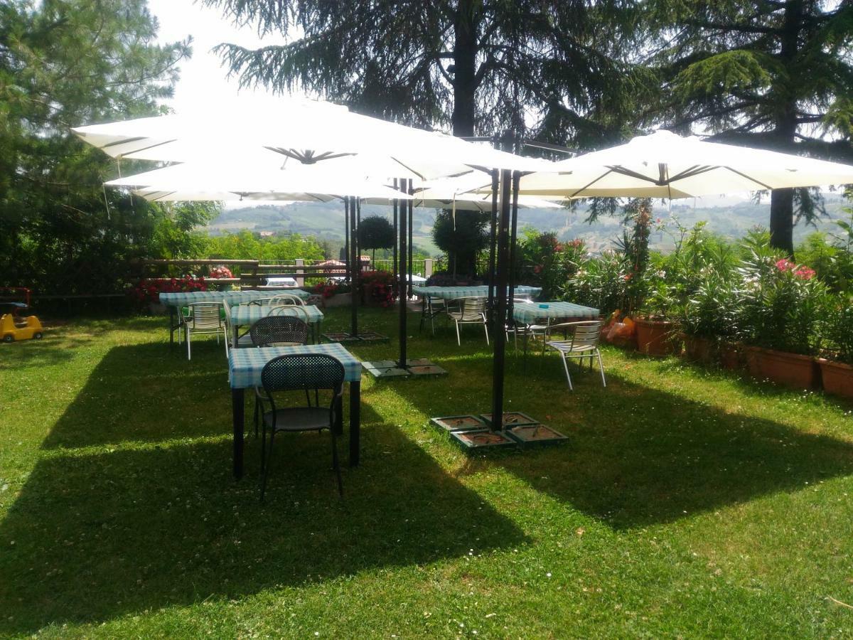 Agriturismo La Quiete Roncofreddo ภายนอก รูปภาพ